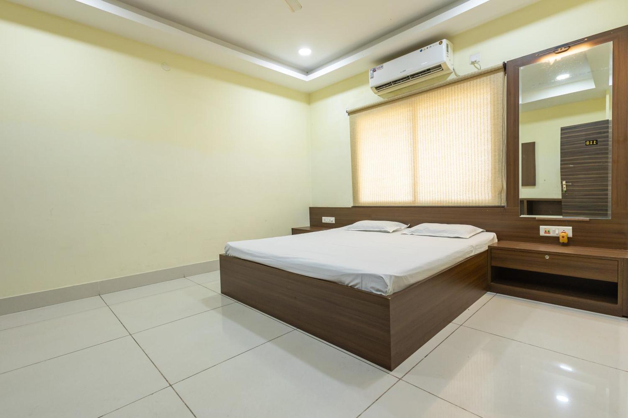 Maryada Maitri Resort -100 Rooms & 3 Banquets Siliguri Buitenkant foto
