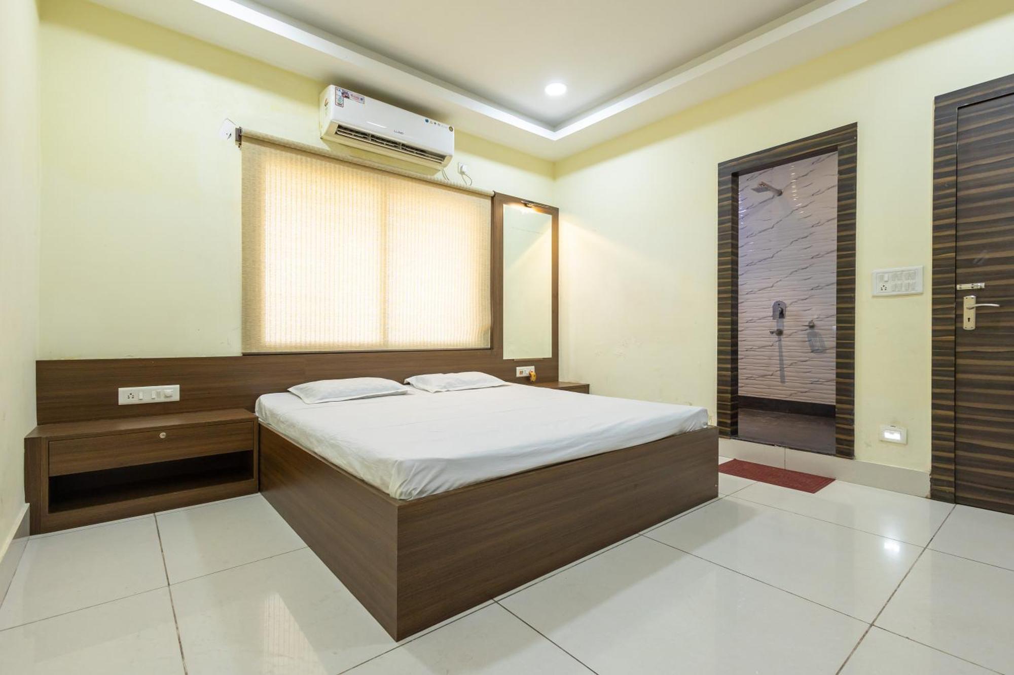 Maryada Maitri Resort -100 Rooms & 3 Banquets Siliguri Buitenkant foto