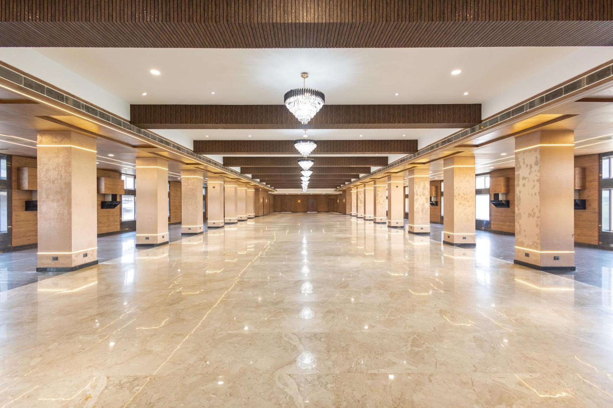 Maryada Maitri Resort -100 Rooms & 3 Banquets Siliguri Buitenkant foto